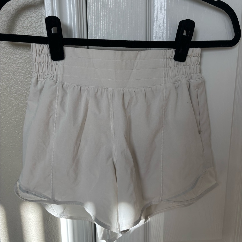 Lululemon Hotty Hot shorts